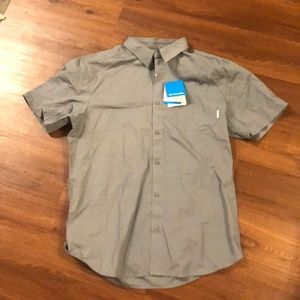 Men’s Columbia fishing shirt